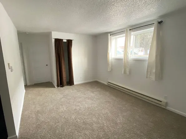 Crown Point Apartments, 1710 Harding St #N3, Tama, IA 52339