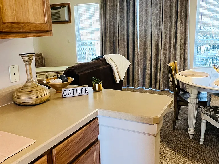 640 Lake Elmo Dr #1 — Photo 14