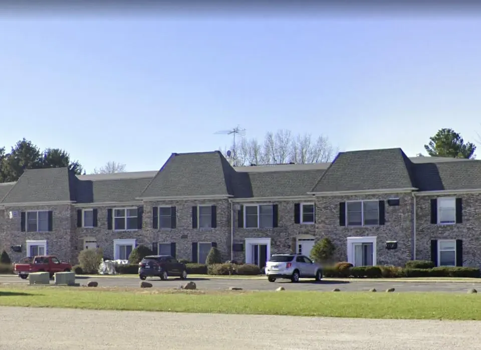 50 W Southmor Rd #18