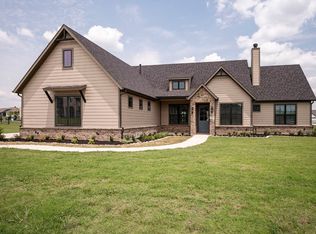 185 Stockton Dr, Van Alstyne, TX 75495