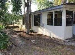 2560 Sunset Dr, Haines City, FL 33844