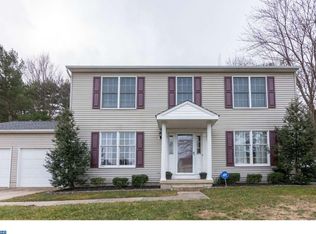 25 Nancy Ln, Turnersville, NJ 08012