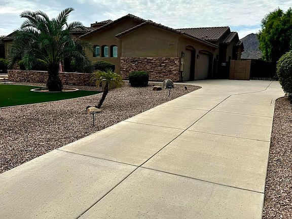 5th image of 3771 E SUNNYDALE Drive
