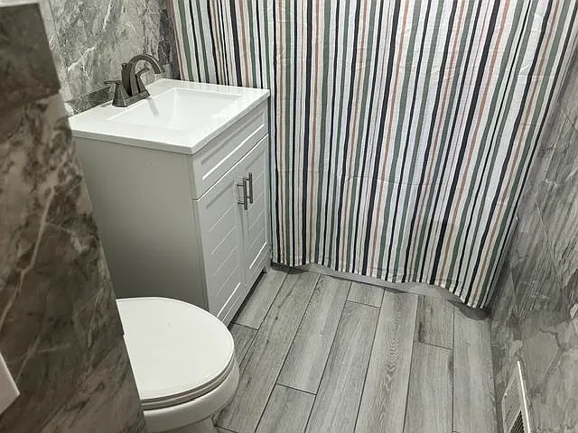 56 Isabella Ave #2 — Photo 11