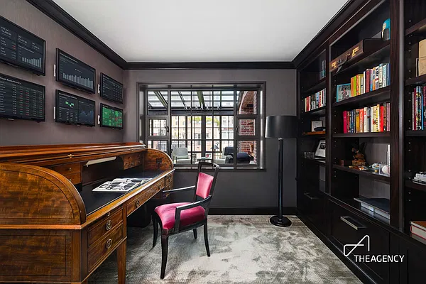 Office, photo 2