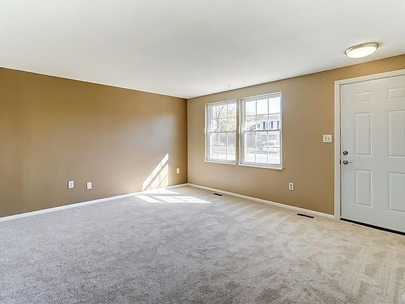 5th image of 123 Schloss Ln