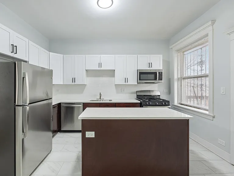 5439 S Indiana Ave #2 — Photo 9