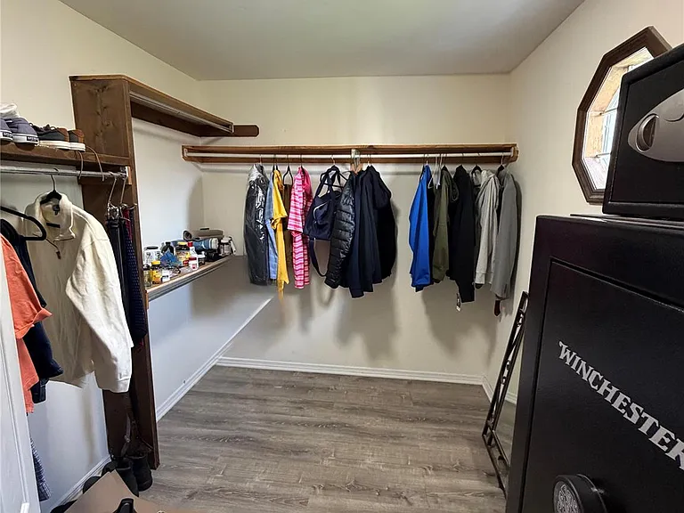 23 Hawthorn Ct — Photo 9