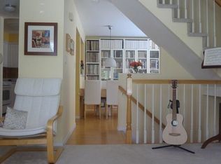 230 Jamie Ln, Staten Island, NY