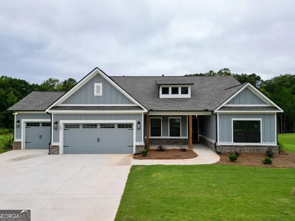 281 Weslyn Dr, Social Circle, GA 30025
