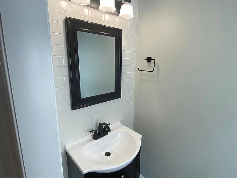 410 Saint Louis Ave #B — Photo 11