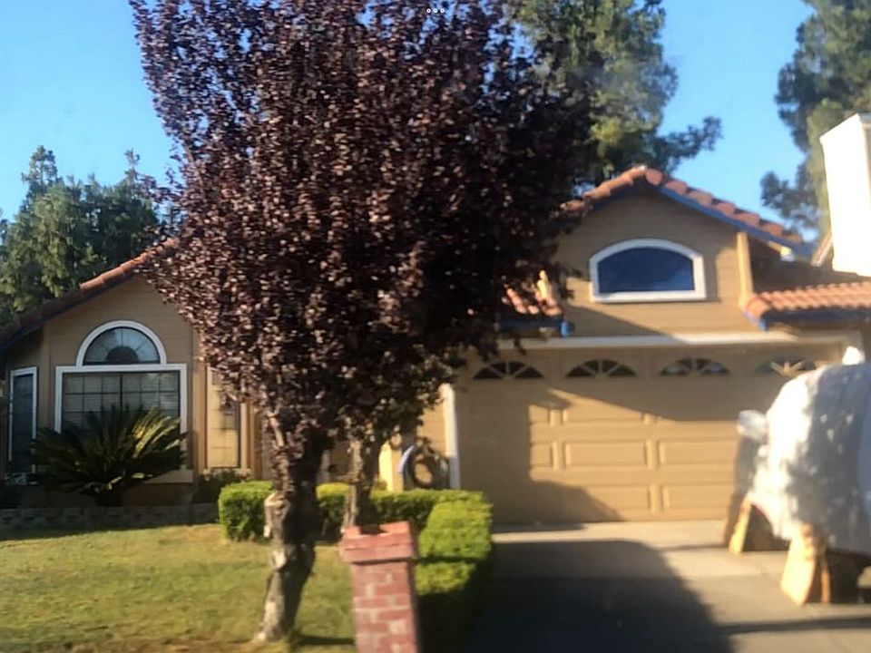 2nd image of 1122 Tanglewood Dr