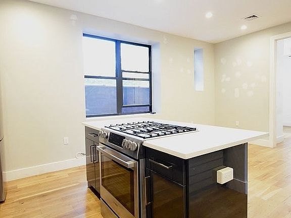 3rd image of 503 W 149th St APT 1B