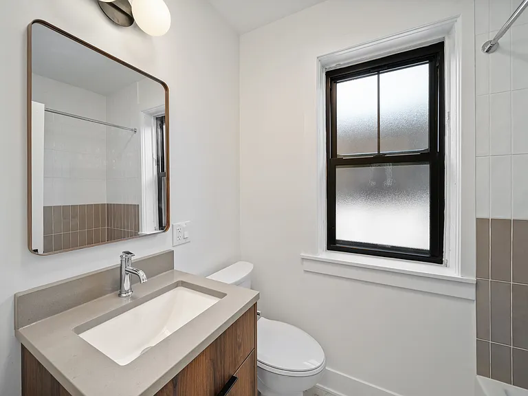 4658 N Milwaukee Ave #1W — Photo 10