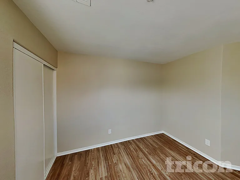 2922 Trembling Hill Ave — Photo 12