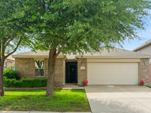 6028 Saddle Flap Dr, Fort Worth, TX 76179