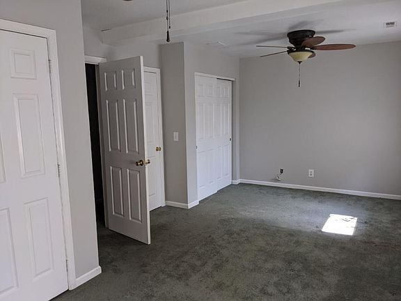 4th image of 252 Cole Dr