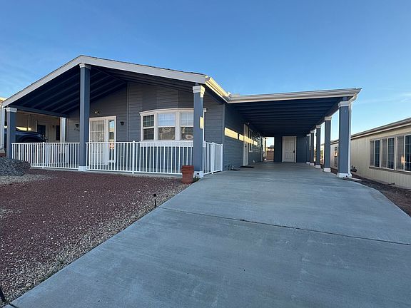 2nd image of 2558 Mountain Crest Dr