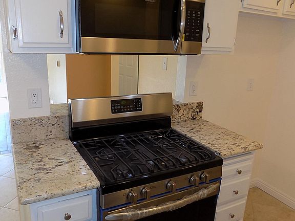 5th image of 456 W 11th St APT 2