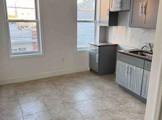 (Undisclosed Address), Staten Island, NY 10305