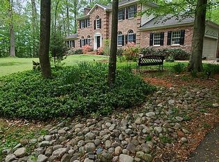 6001 Finchingfield Rd, Warrenton, VA 20187