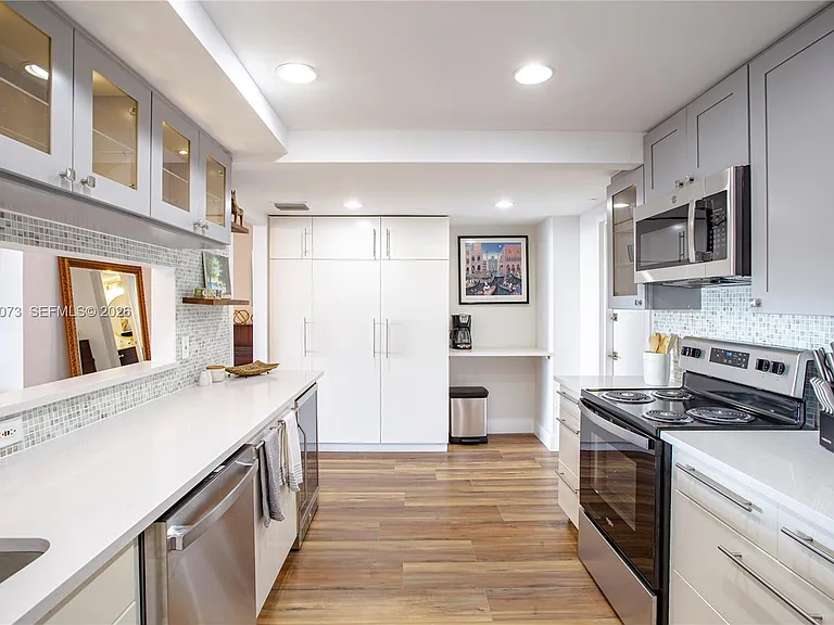 199 Ocean Lane Dr #1207 — Photo 12