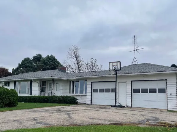 1032 Kentville Rd, Neponset, IL 61345