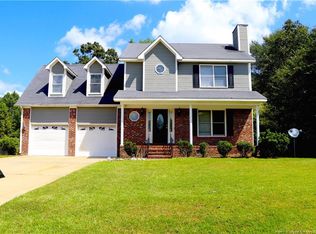202 Oakbluff Dr, Raeford, NC 28376