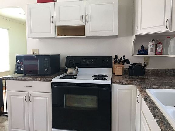3rd image of 25 Curran Dr