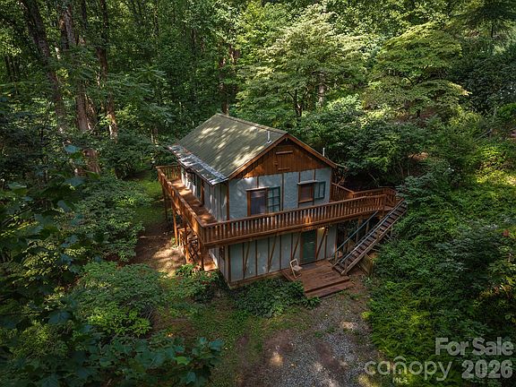 3rd image of 1051 Frost Rd