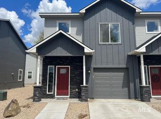 705 E Bates Ave, Parma, ID 83660