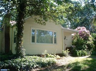 502 Sanhican Dr, Trenton, NJ 08618