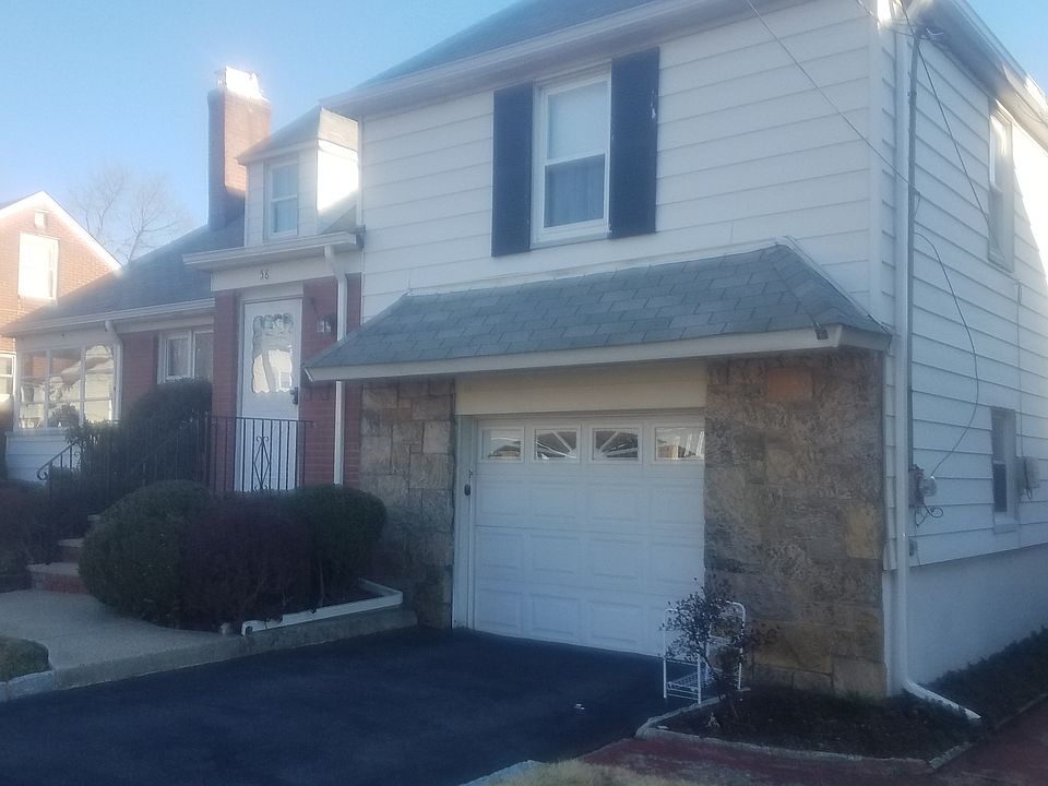 Beautiful Ruchfield split level
