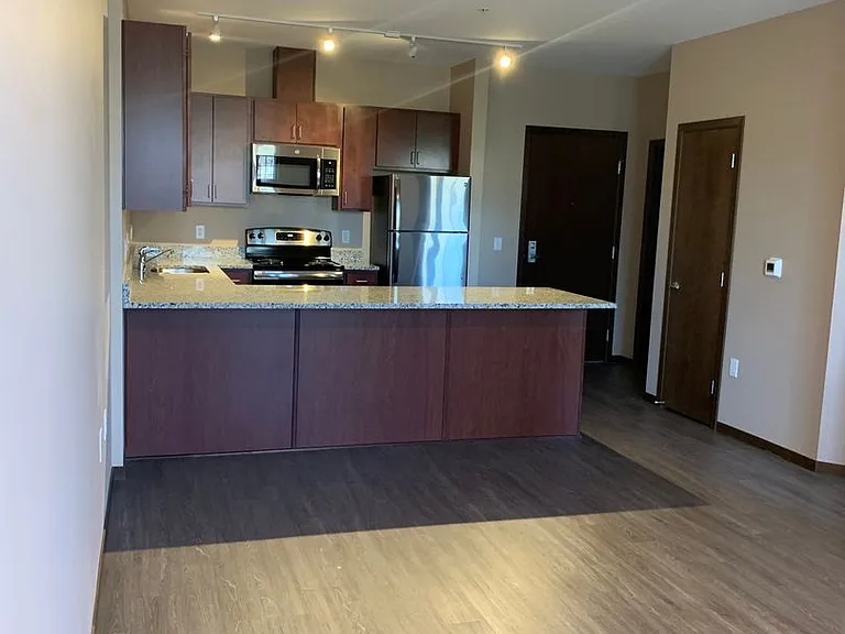 Capital View Apartments — Photo 39