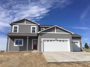 1906 W Gladstone Ln, Pueblo, CO 81007