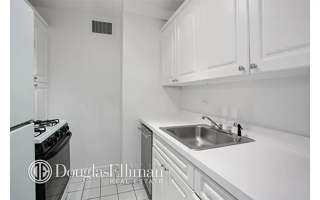 Sold by Douglas Elliman | media 12