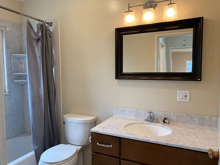 619 Poirier St — Photo 23