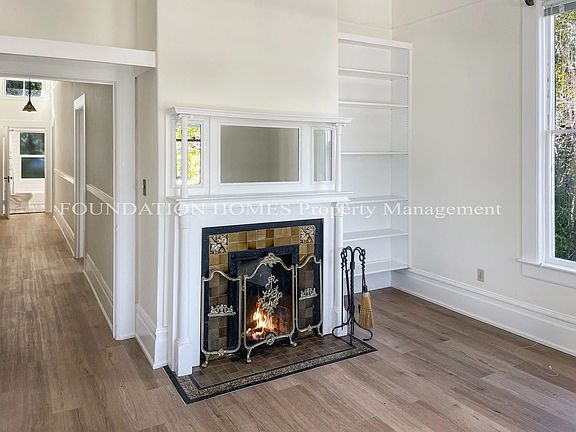4th image of 491 Ethel Ave Unit C