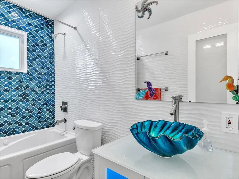 6505 SW 113th Pl — Photo 10