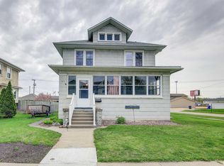 1503 Pershing Blvd, Clinton, IA 52732