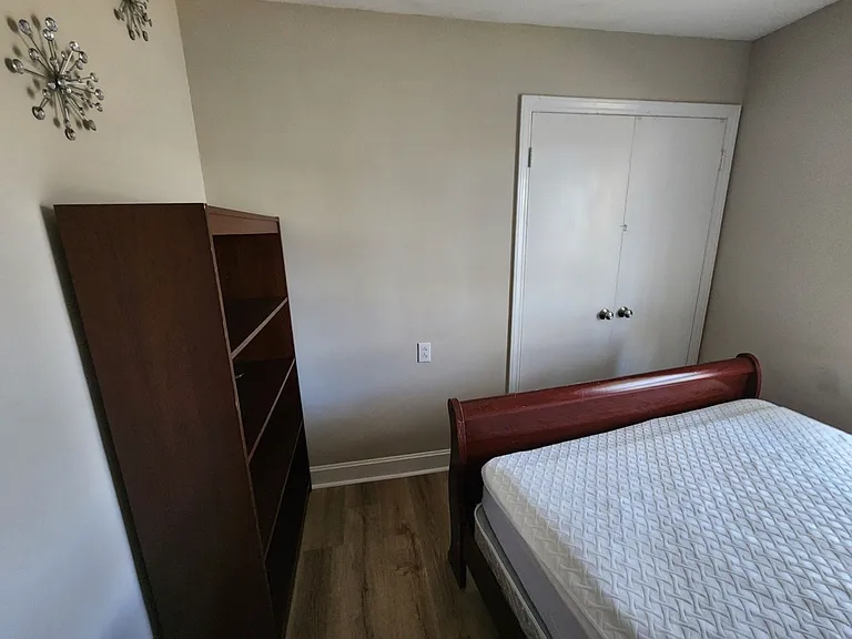 33 Edith Ave — Photo 29