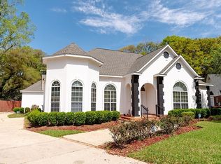 2712 Charlestowne Dr W, Mobile, AL 36693