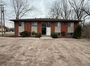 938 Grove Rd, Ypsilanti, MI 48198