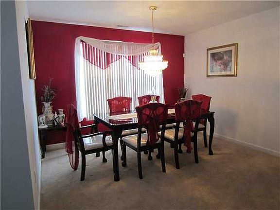3rd image of 299 Pixy Ct