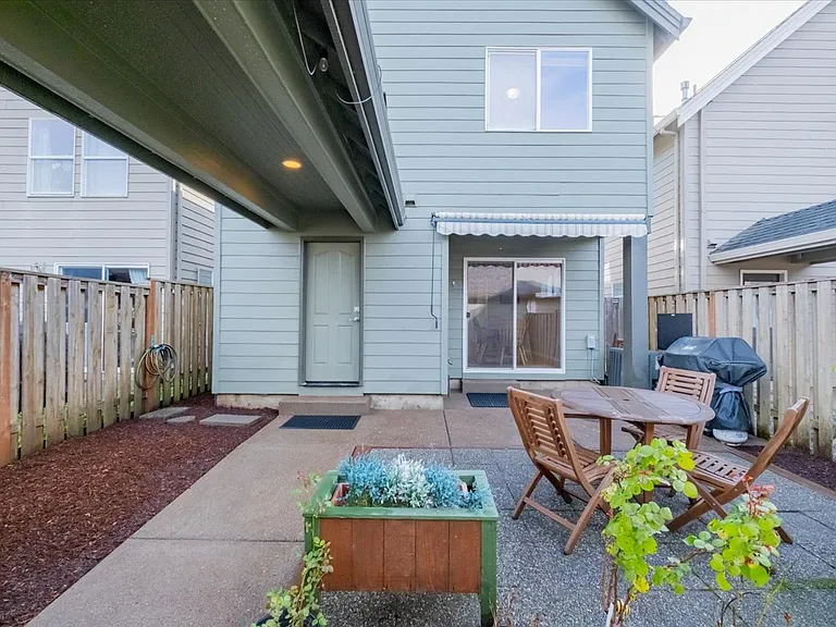 3519 SE Quayside St — Photo 51