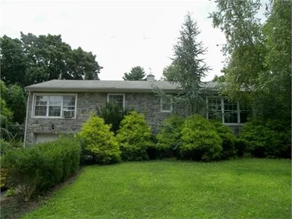 186 Asbury Broadway Rd, Asbury, NJ 08802