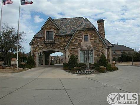 3rd image of 5913 Heron Bay Ln