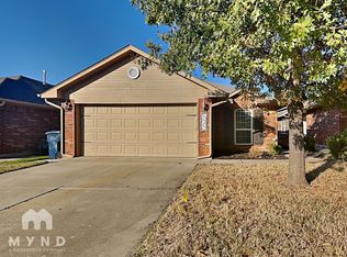 525 Cherokee Gate Dr, Yukon, OK 73099