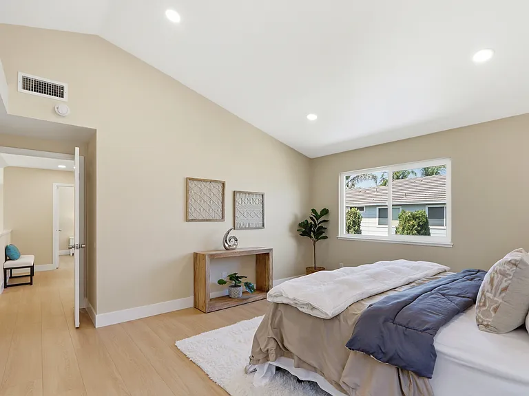1290 Notting Hill Dr — Photo 13