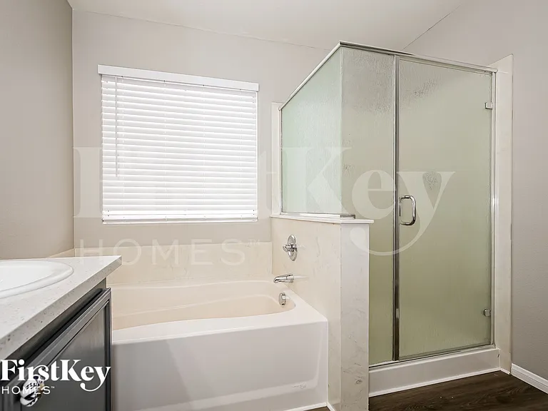 6032 Sierra Lakes St — Photo 13